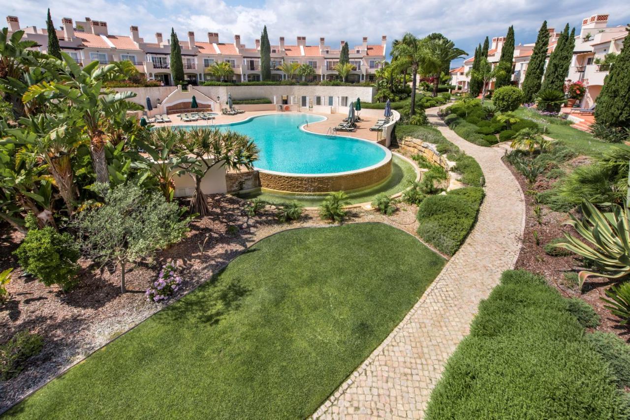 Luxury Apartment With Communal Pool And Terrace Quarteira Exterior photo